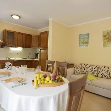 Villa Cozy With Pool For 6 In *