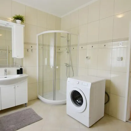 Villa Cozy With Pool For 6 In Umag