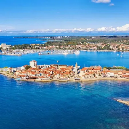Villa Cozy With Pool For 6 In Umag